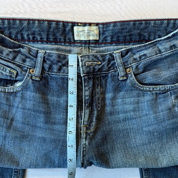Aeropostale Distressed Jeans Women’s 9/10 Kylie Boyfriend Cut-GUC - Picture 6 of 6